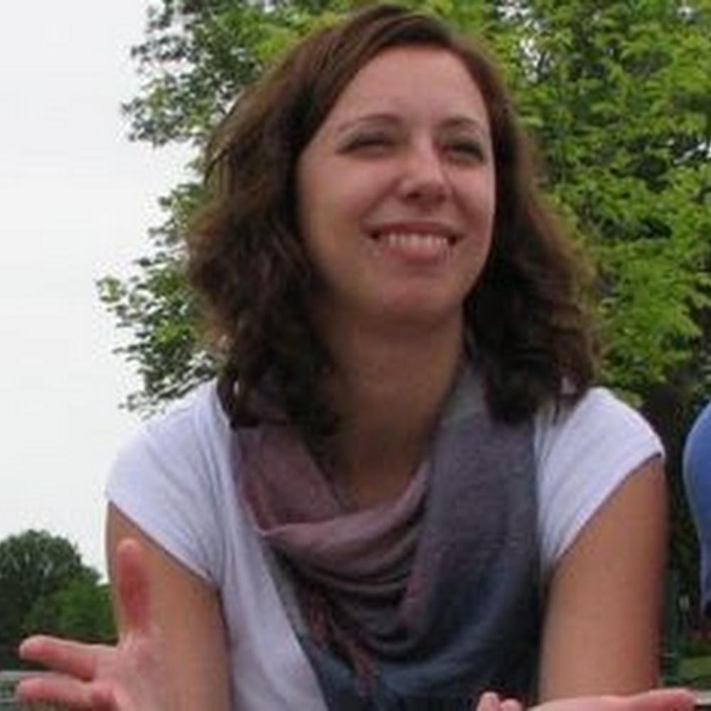 Meet your Posher, Liza